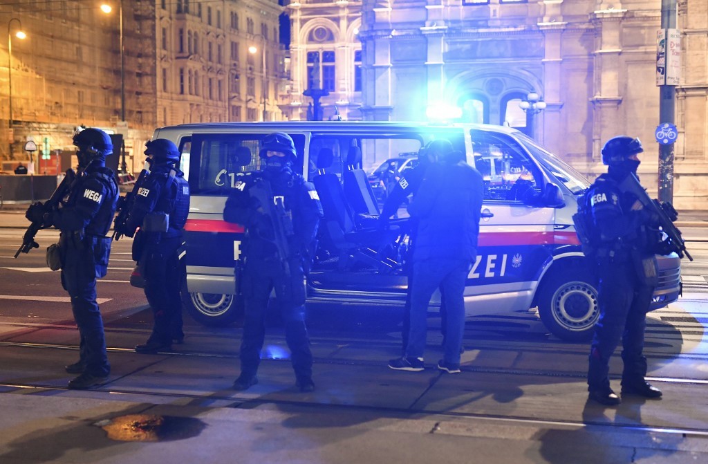 Merénylet történt Bécsben