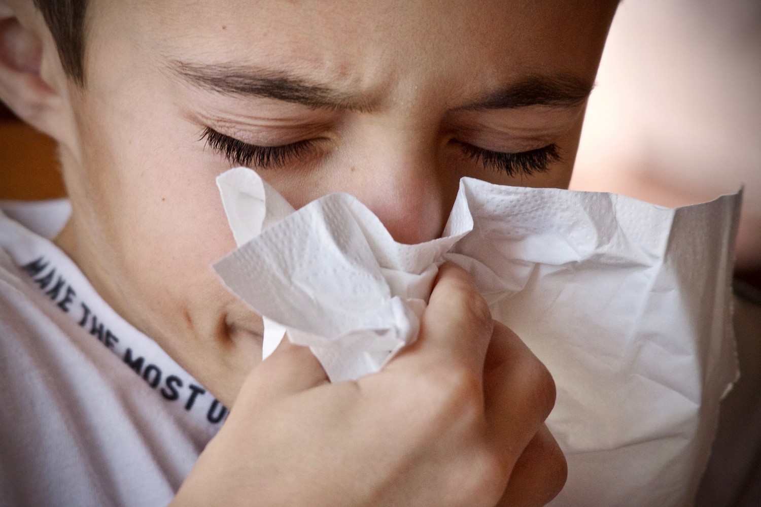 Allergológus: a kánikula felerősíti az allergiás tüneteket