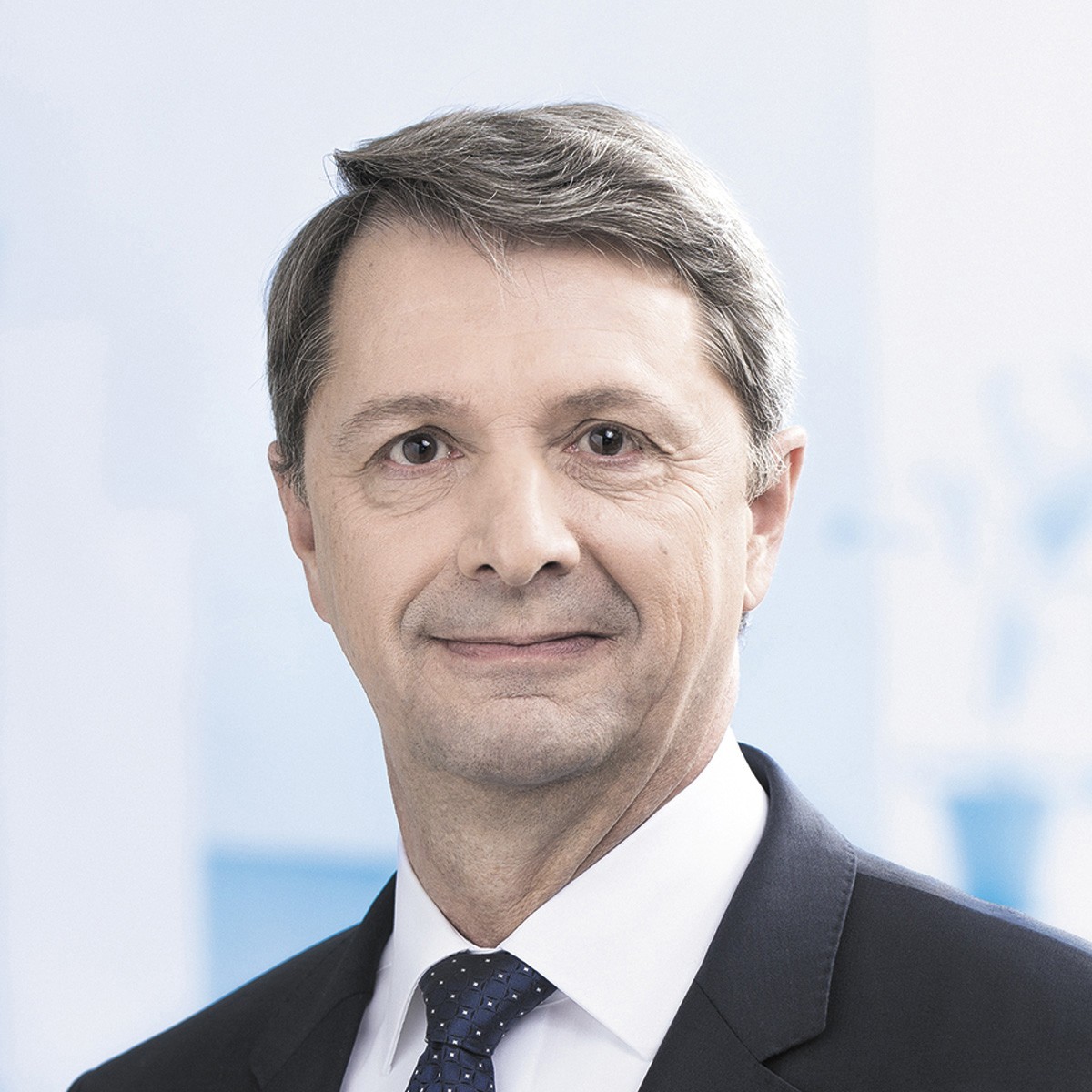 Cseresnyés Péter a Fidesz-KDNP  jelöltje